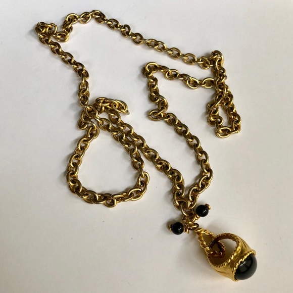 Vintage Boyfriend Ring Black and Gold Chain - Picture 5 of 13